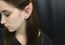 Load image into Gallery viewer, Pointed elf ears - Latex Prosthetic ears
